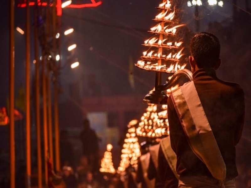 Delhi to Varanasi tour package